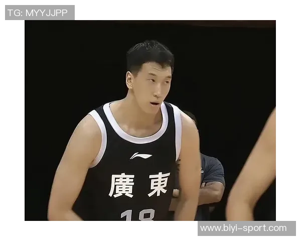 杜润旺分享周鹏与二飞的教导心得球场内外的成长与人生哲学